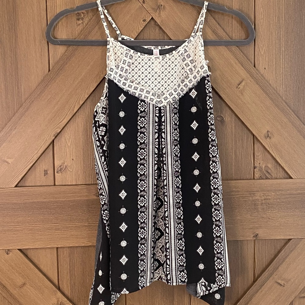 BOHO tank